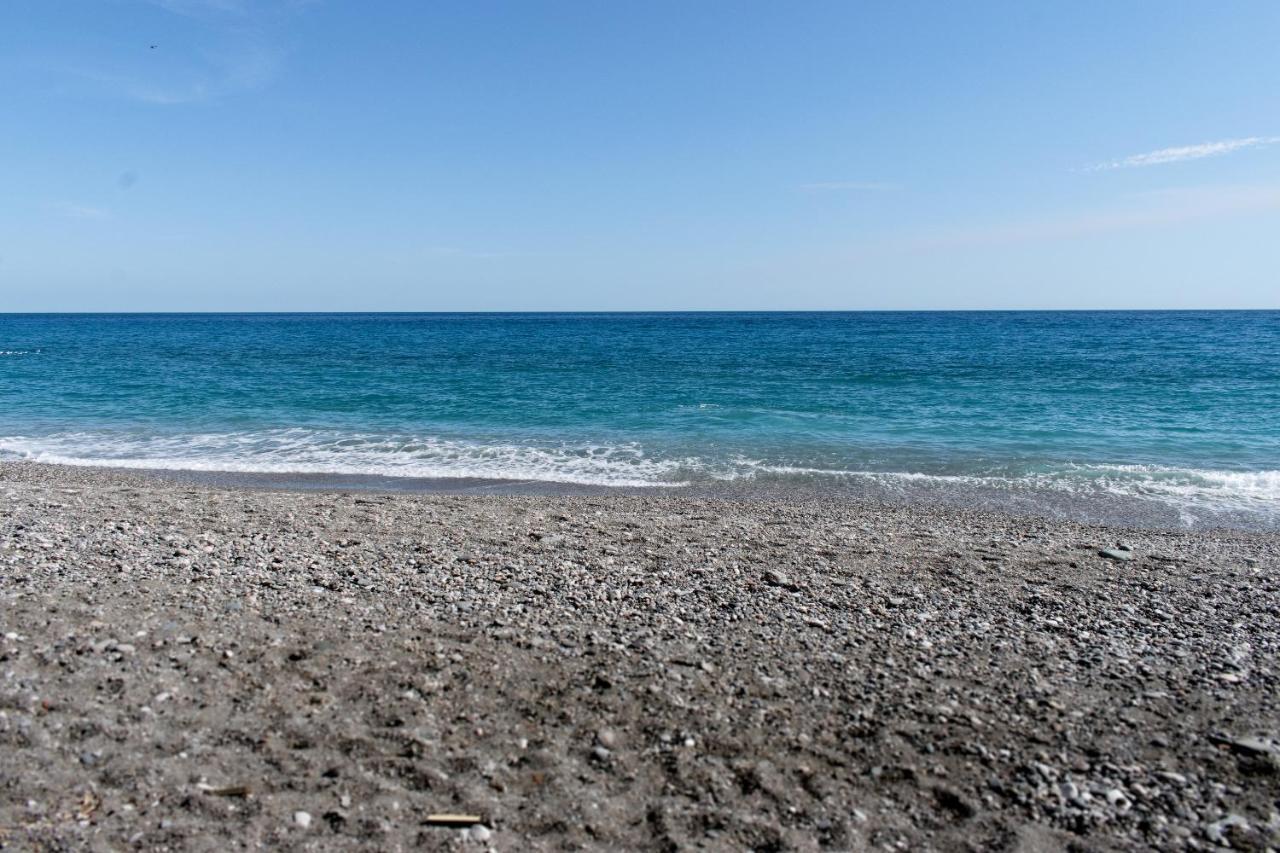 Beach House Acquamarina Letojanni Exterior photo